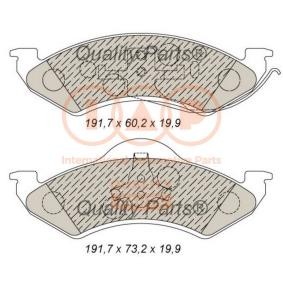 Bremsbeläge 704-00023 von IAP QUALITY PARTS günstig für 120,02 € online kaufen