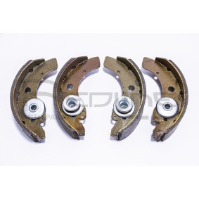 Comprar Juego de zapatas de frenos de RED-LINE 47MV000 a bajo precio de 39,07 €