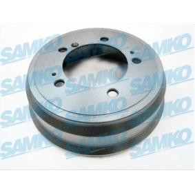 Compre Tambor de travão de SAMKO online para Movano Camião de plataforma / Chassis (X70) a preços moderados