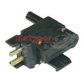 Acquista Interruttore retromarcia da METZGER online per W124 Cabrio (A124) a prezzi moderati