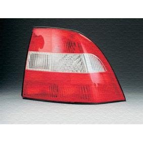 Rückleuchte 712373709879 von MAGNETI MARELLI günstig für 93,16 € online kaufen