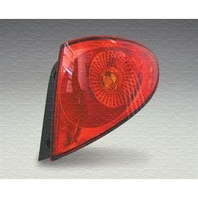 Acquista Fanale posteriore da MAGNETI MARELLI 714000062460 a buon mercato per soli 54,48 €