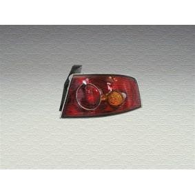 Acquista Fanale posteriore da MAGNETI MARELLI 714098290515 a buon mercato per soli 49,48 €