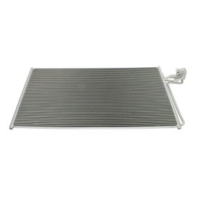 Acquista Condensatore climatizzatore da MAXGEAR AC830398 a buon mercato per soli 89,22 €