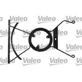 Acquista Supporto, griglia radiatore da VALEO online per CLIO I (B/C57_, 5/357_) a prezzi moderati