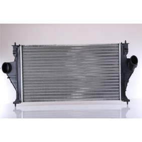 Achetez des Intercooler NISSENS 96853 à prix pour 104,84 €