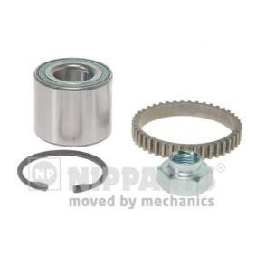 Acquista Kit cuscinetto ruota da NIPPARTS N4718032 a buon mercato per soli 30,61 €