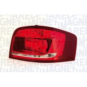 Rückleuchte 714021910805 von MAGNETI MARELLI günstig für 148,93 € online kaufen