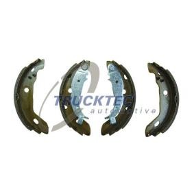 Bremsbackensatz, Feststellbremse 02.35.228 von TRUCKTEC AUTOMOTIVE günstig für 37,37 € online kaufen