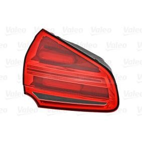 Acquista Fanale posteriore da VALEO 045453 a buon mercato per soli 265,22 €