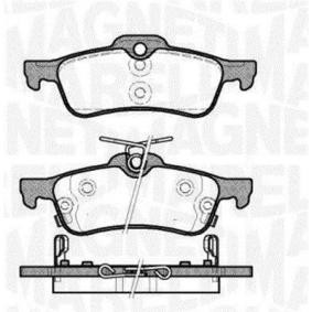 Köp Bromsbelägg av MAGNETI MARELLI 363916060631 till det låga priset 418,45 kr