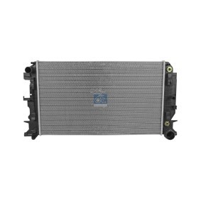 Kühler, Motorkühlung 4.66770 von DT Spare Parts günstig für 326,61 € online kaufen