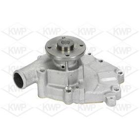Achetez des Pompe à eau de chez KWP en ligne pour BLUEBIRD Hatchback (T72, T12) à prix modérés