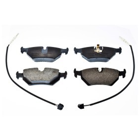 Acquista Kit pastiglie freni da MASTER-SPORT 13046070612N-SET-MS a buon mercato per soli 15,56 €