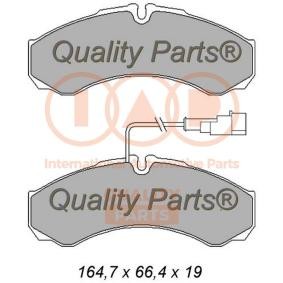 Bremsbeläge 704-13174 von IAP QUALITY PARTS günstig für 98,22 € online kaufen