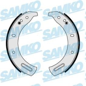 Compre Jogo de maxilas de travão da SAMKO 86100 a um preço baixo por 38,00 €
