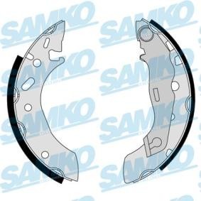 Compre Zapatas de freno de SAMKO online para FIESTA III (GFJ) a precios moderados