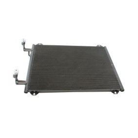 Compre Condensador de aire acondicionado de MAXGEAR online para A2 (8Z0) a precios moderados