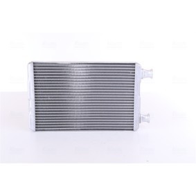 Comprar Radiador de calefacción de NISSENS 70979 a bajo precio de 64,08 €
