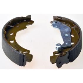 Comprar Juego de zapatas de frenos de DENCKERMANN B120131 a bajo precio de 26,90 €