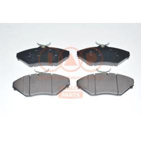 Achetez des Plaquettes de frein IAP QUALITY PARTS 704-23020 à prix pour 85,53 €