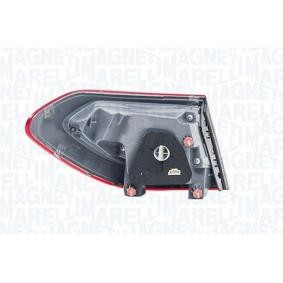 Rückleuchte 715011134008 von MAGNETI MARELLI günstig für 296,15 € online kaufen