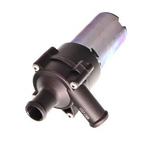 Compre Bomba de água auxiliar de MAXGEAR online para Classe M (W163) a preços moderados