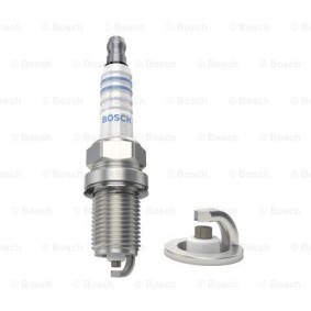 Zündkerze 0 242 235 949 von BOSCH günstig für 15,78 € online kaufen