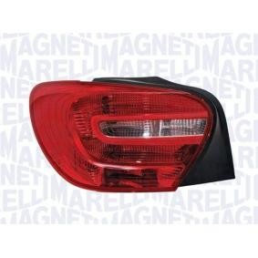 Rückleuchte 715011111102 von MAGNETI MARELLI günstig für 242,59 € online kaufen