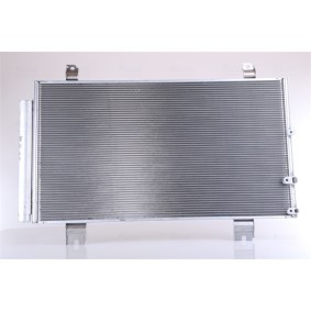 Acquista Condensatore climatizzatore da NISSENS 940711 a buon mercato per soli 219,79 €