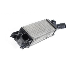 Ladeluftkühler 351319200553 WARTBURG von MAGNETI MARELLI