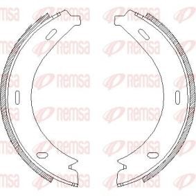 Comprar Zapata de freno de mano de REMSA 4713.00 a bajo precio de 28,88 €