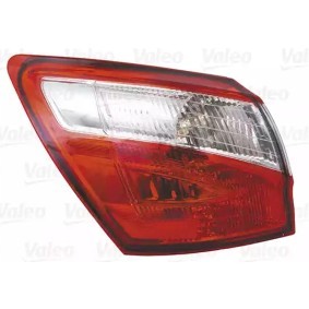 Comprar Piloto trasero de VALEO 044175 a bajo precio de 100,77 €