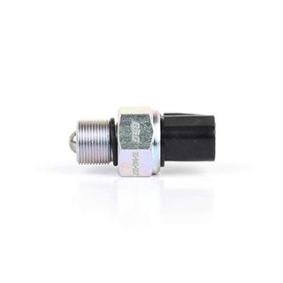 Osta Kytkin, peruutusvalo BSG:llä BSG 30-840-007 edullisesti hintaan 36,45 €