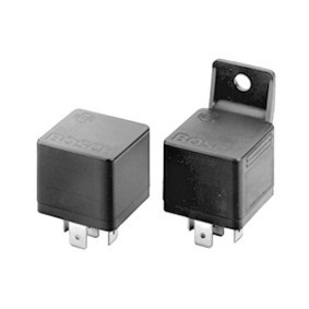 Achetez des Relais BOSCH 0 332 209 137 à prix pour 21,44 €