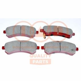 Bremsbeläge 704-22042P von IAP QUALITY PARTS günstig für 81,33 € online kaufen