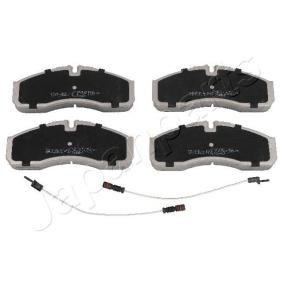Bremsbeläge für RENAULT TRUCKS von JAPANPARTS