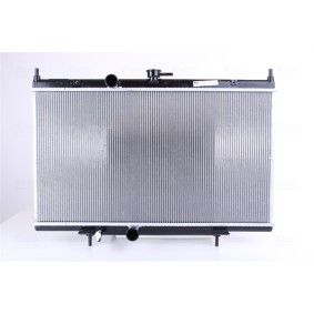 Acquista Radiatore motore da NISSENS 606768 a buon mercato per soli 219,48 €