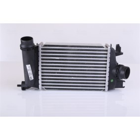Acquista Intercooler da NISSENS online per MICRA V (K14) a prezzi moderati