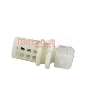 Köp Sensor, insugslufttemperatur av METZGER 0905070 till det låga priset 164,03 kr