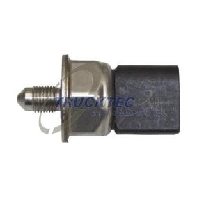 Achetez des Capteur, pression de carburant TRUCKTEC AUTOMOTIVE 08.17.066 à prix pour 80,72 €
