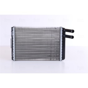 Comprar Radiador de calefacción de NISSENS 73642 a bajo precio de 40,28 €