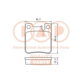 Acquista Kit pastiglie freni da IAP QUALITY PARTS 704-02082 a buon mercato per soli 68,51 €