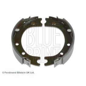Compre Maxilas de travão de mão de BLUE PRINT online para DYNA 150 Camião de plataforma/chassis (LY_) a preços moderados