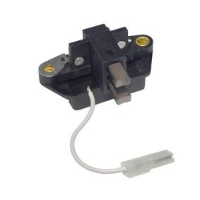 Compre Regulador do alternador da HITACHI 130954 a um preço baixo por 15,61 €