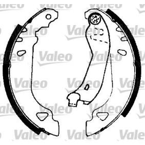 Achetez des Kit de freins, freins à tambours VALEO 553663 à prix pour 69,02 €