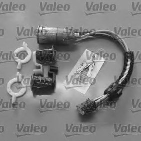 Acquista Kit cilindro serratura da VALEO 256718 a buon mercato per soli 524,43 €