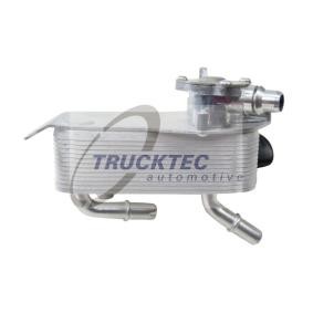 Compre Radiador de óleo, caixa de velocidades automática da TRUCKTEC AUTOMOTIVE 08.25.037 a um preço baixo por 82,36 €