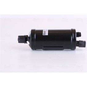 Ladeluftkühler 96496 von NISSENS günstig für 196,73 € online kaufen
