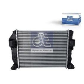Ladeluftkühler für MERCEDES-BENZ von DT Spare Parts